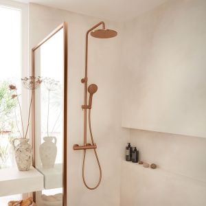 Vado Round Adjustable Thermostatic Shower Column