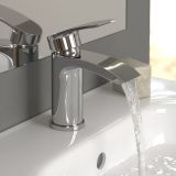 corby-820x1000